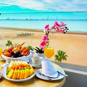 **** Hotel Puerto Bahia & Spanje